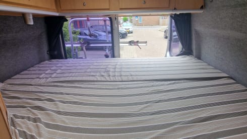 Tweede Hans – 2p Fiat bus from 2003