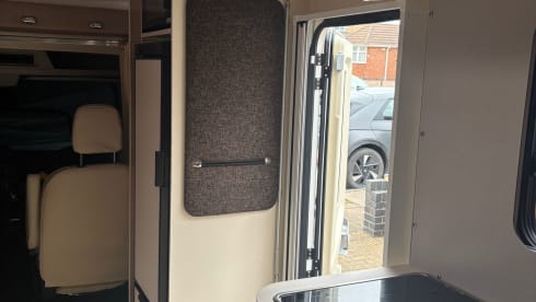 Shorter way  – 6-persoons Rimor alkoof uit 2023