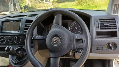 Betty – 4 berth Volkswagen campervan 2011