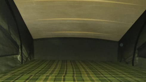 ELVIS  – Vintage Trip, westfalia combi