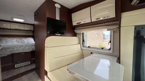 Mobieltje – 3p Ford integrated from 2013