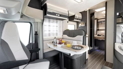 2026 5 berth - Auto / 2 cabins  – New Zefiro 696  auto - Wi-Fi / Rear double bed.