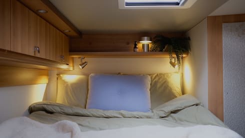 Mid Campery – 4p Hymer integrated from 2010 Mid Campery 