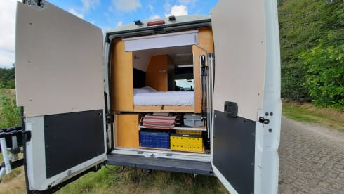 Take Five! – Compact yet spacious practical 2 person Peugeot bus camper