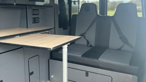 Volkswagen Transporter Professional Campervan