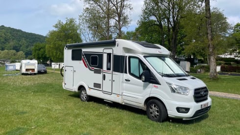 NEW! Semi-integrated, built in 2024, comfort, luxury and compactness, automatic
