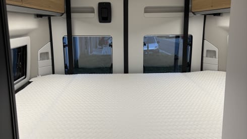 Adria Twin 640 SGX E AUTOMATIC