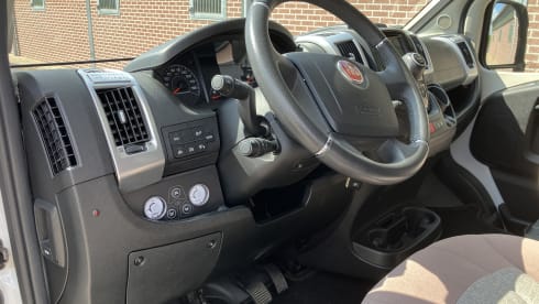 Bus Malibu 2 personnes de 2020