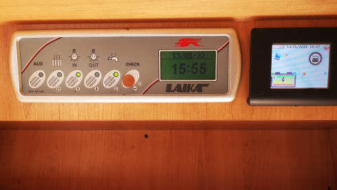 Laika x700  – Super accessorized attic camper