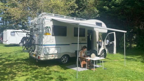 Loutje  – Ruime opgeknapte 4p Fiat alcove uit 2000
