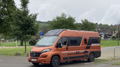 2020 Adria Twin 640SLB bus