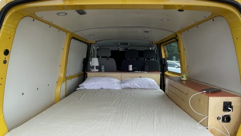 YELLOW VAN