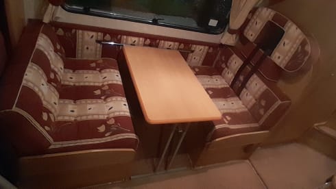 6 berth Swift semi-integrated from 2004