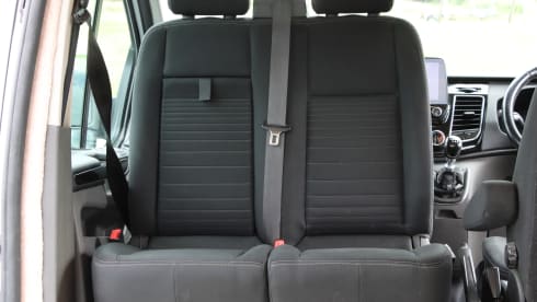 Freddy the Campervan – Freddy the Campervan – Cosy Quirky Van for Two Near Glasgow