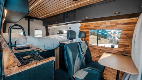 4p Mercedes-Benz bus from 2019