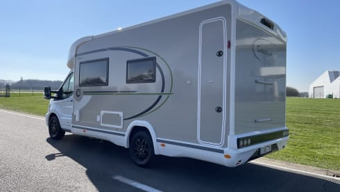 HYMER Free 600S pop-up AUTOMATIC 