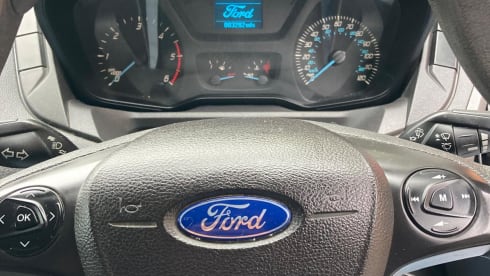 Doris – 2 berth High Top Ford campervan 2015