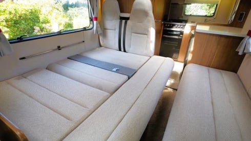 Stella – 4 berth Autotrail Imala 2017 (Daily rate includes insurance)