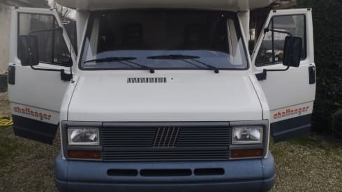 Pakito – 6-seater attic camper a bit old but efficient at the most