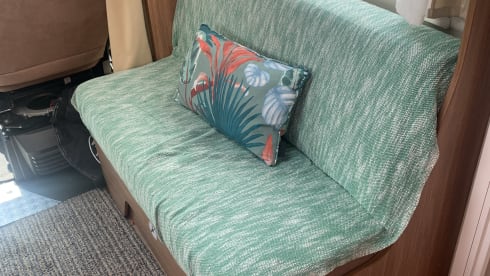 3 Berth 4 Belted Seats Carado semi-integrated from 2016 