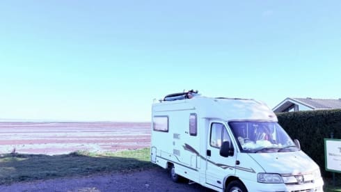 StarSpirit  – 2 berth Peugeot semi-integrated from 2003