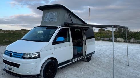 Nash – 3 berth Volkswagen campervan from 2026