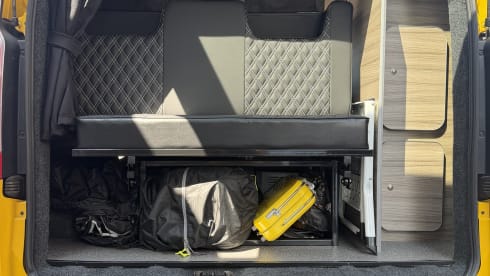Bumblebee – Camper Ford a 4 posti letto del 2019