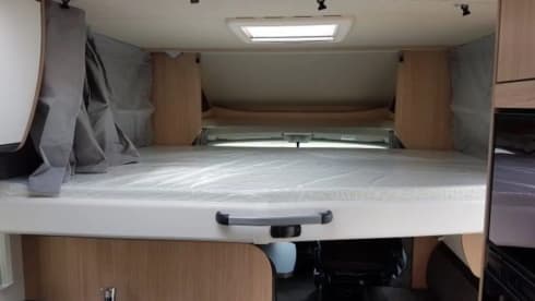 Sunlight T68 – Hele mooie ruime 4 persoons Sunlight camper uit 2018, veel bergruimte.