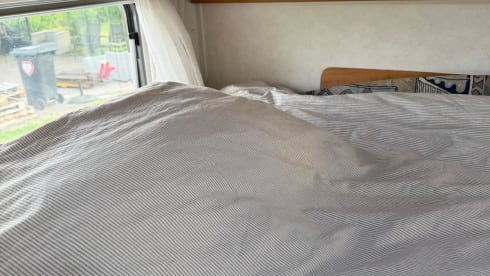6p Hymer integrated uit 2001