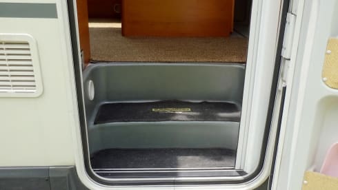 Colorado – Kompakter Camper, kurze Aussenmaße, aber trotzdem mit allem ausgestattet. 