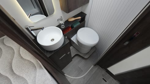 3. Ford Benimar Cocoon 463 for 4 persons (model 2022)