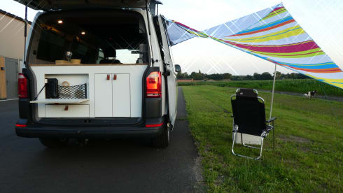 3-seater Volkswagen bus from 2027