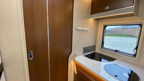 Schink – 5p Fiat semi-integrated uit 2021