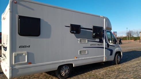 Simply The Best – Modello Swift Camper 4 Posti letto 2017 (Miss Suzi Swift)