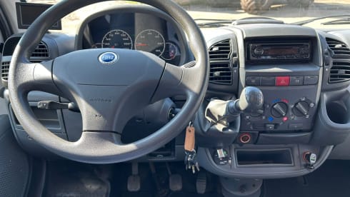 4p Fiat semi-integrated uit 2007