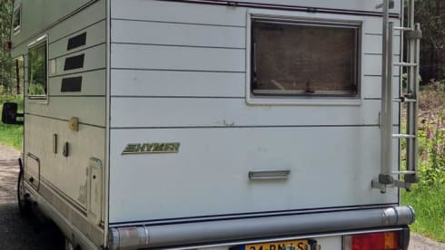 Fleur โ 5p Fiat alcove from 1996