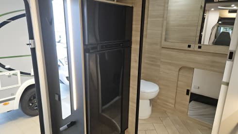 JHR97H – 2p Chausson semi-integrated from 2026