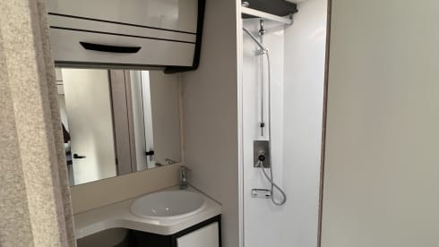 Wayfarer – 5p McLouis semi-integrated from 2025