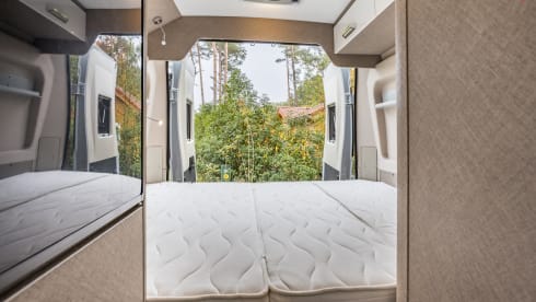 4p Karmann bus from 2024