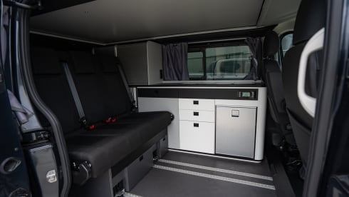 RENAULT TRAFIC NOMAD