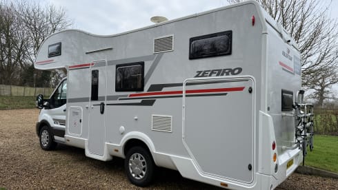 Forest – 6 berth Roller Team  675 Auto