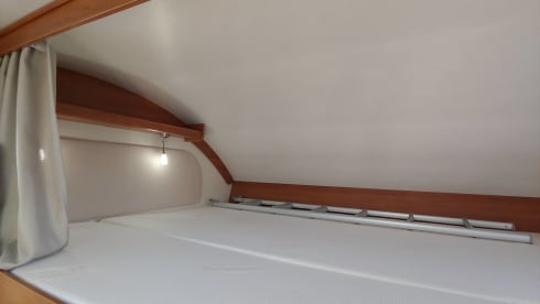 spacious 6 person family camper