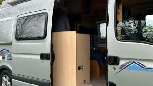 De Master – Robuster 3-Pfünder-Pössl-Bus aus dem Jahr 2008