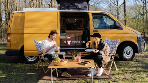 The Vancrafters – 2p Volkswagen campervan The Vancrafters Interior