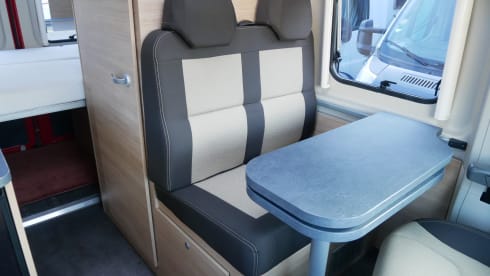 2-person Pössl bus from 2021