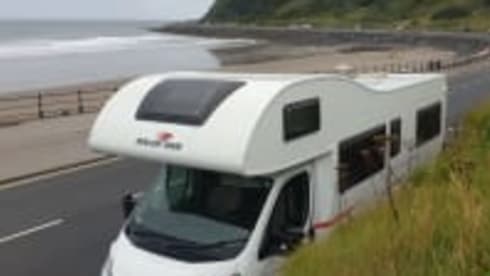 Rolly – 6 berth Roller Team alcove from 2015