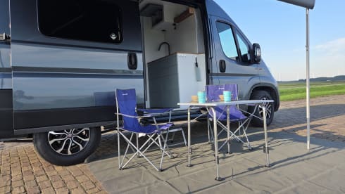 Jouw eigen huisje op wielen – Zweisitziger Fiat-Bus aus dem Jahr 2019