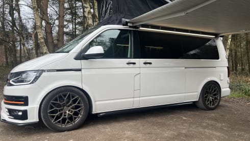 4 berth Volkswagen campervan from 2016