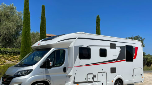 luxe camping car – luxury motorhome