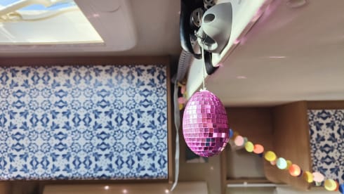 4p Sunlight semi-integrated from 2014